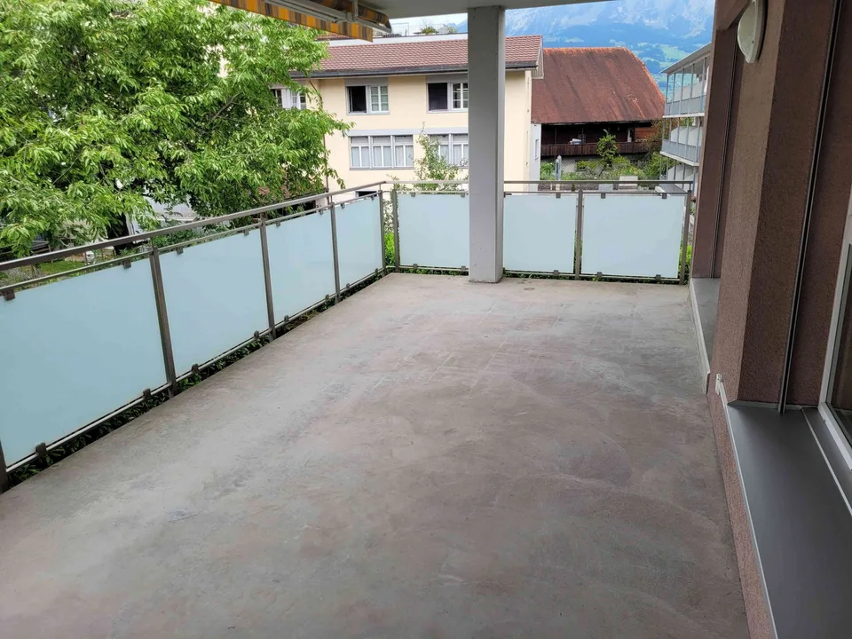 4.5 Zimmer Wohnung mit Werdenbergersee Blick