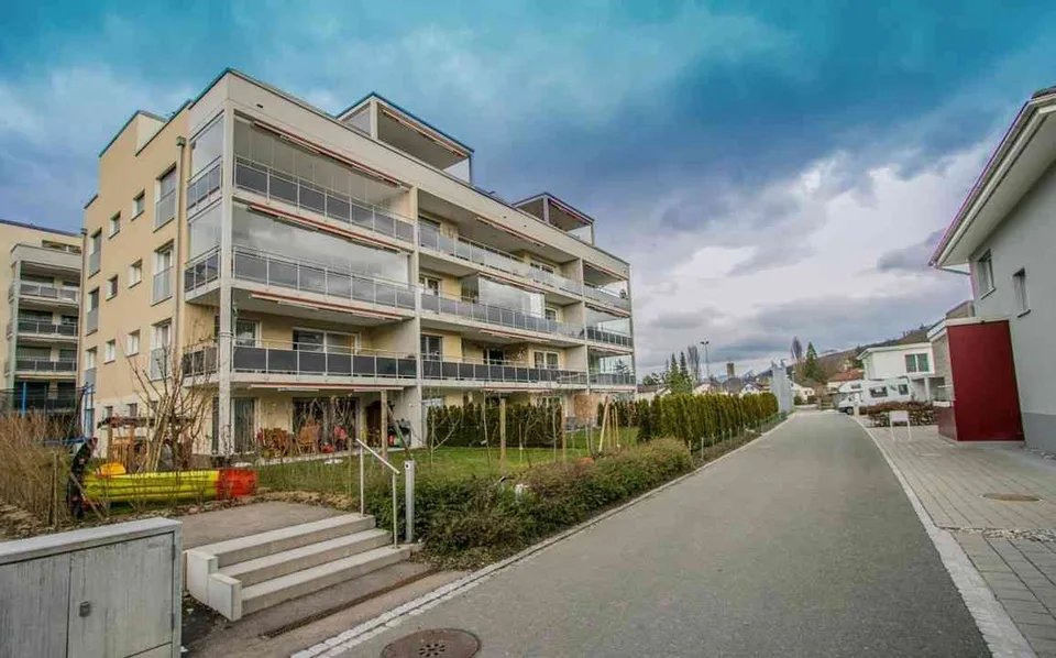 Erstklassige 3.5-Zimmer Wohnung an top Lage