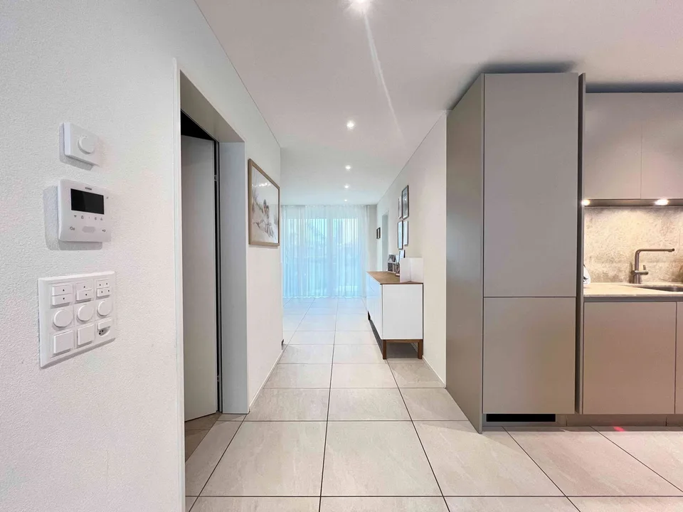 Moderne 4.5 Zimmer-Gartenwohnung