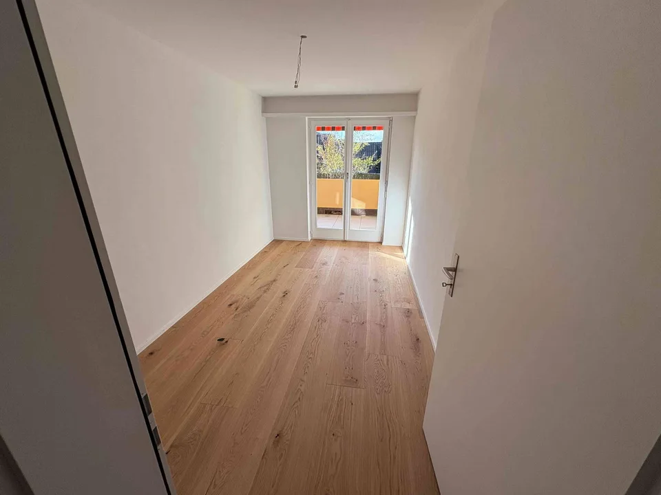 kernsanierte, ruhige 3 1/2 Zimmerwohnung im Dorfkern, im 1. OG