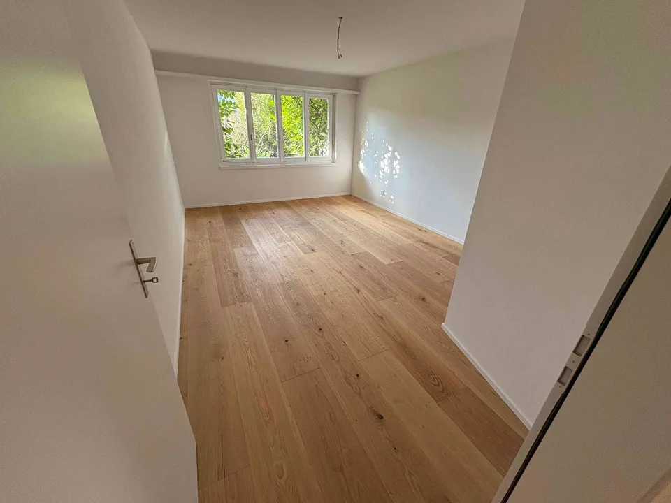 kernsanierte, ruhige 3 1/2 Zimmerwohnung im Dorfkern, im 1. OG