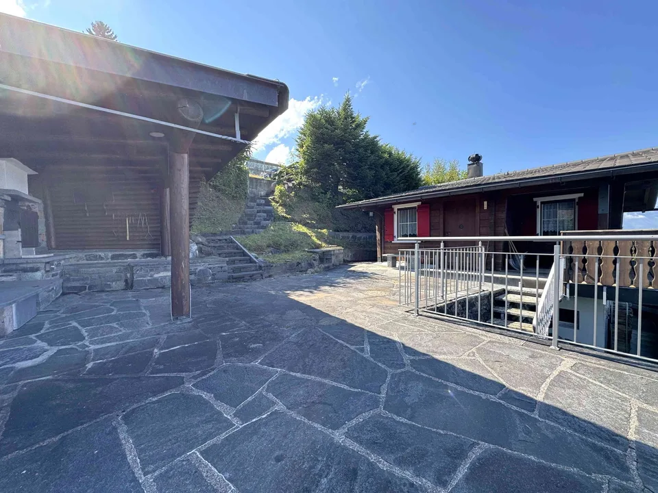 Einmalige Gelegenheit: Ferienhaus mit grossem Grundstück am Sevelerber