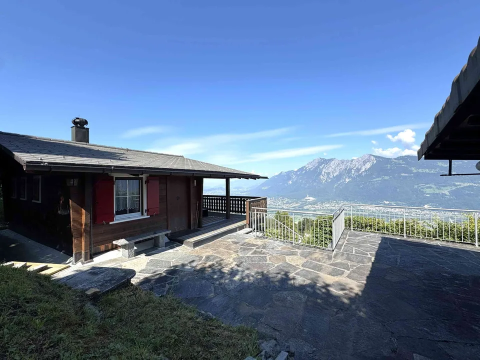 Einmalige Gelegenheit: Ferienhaus mit grossem Grundstück am Sevelerber