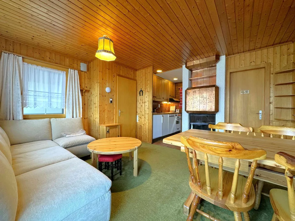 Einmalige Gelegenheit: Ferienhaus mit grossem Grundstück am Sevelerber