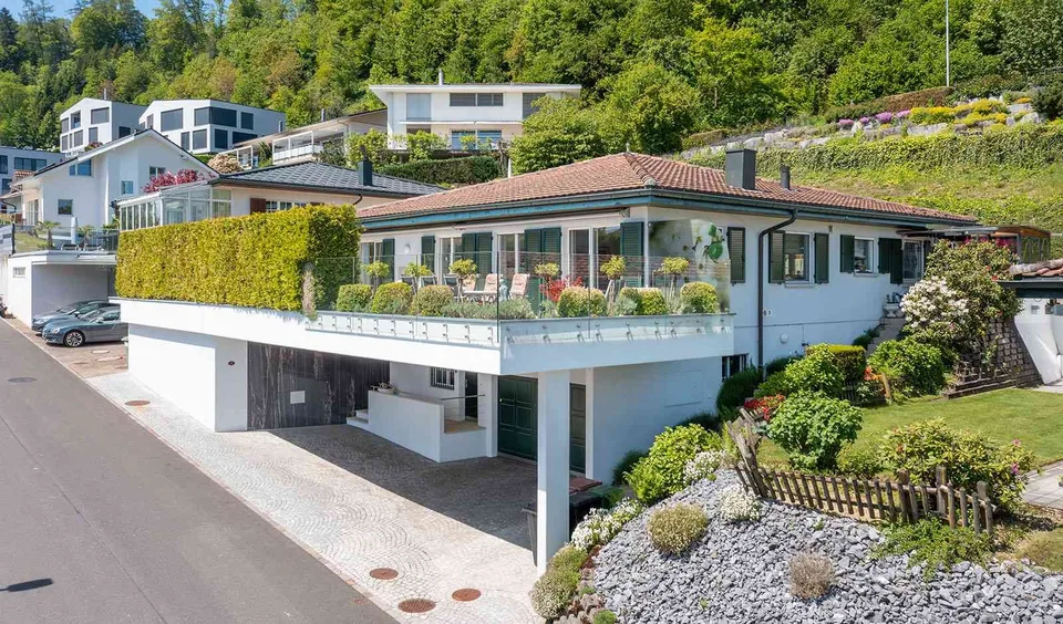 Villa Serentinà - Einfamilienhaus mit Wellnessoase und Traumblick
