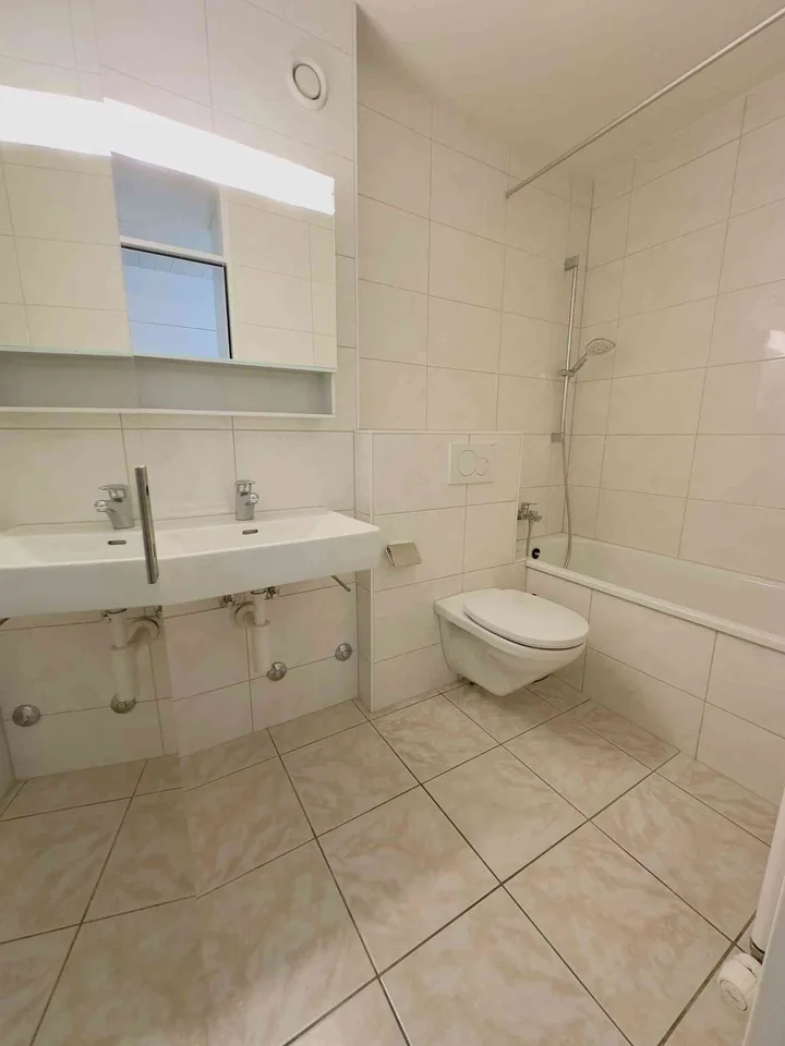 Charmante 2.5-Zimmer-Wohnung am Kannenfeldplatz in Basel