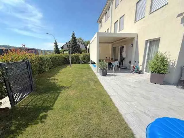 Top: Doppelhaushälfte 6.5 Zimmer