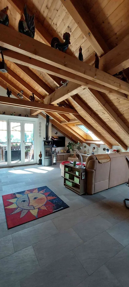 4.5 Zimmer Dachwohnung an unverbaubarer Aussichtslage