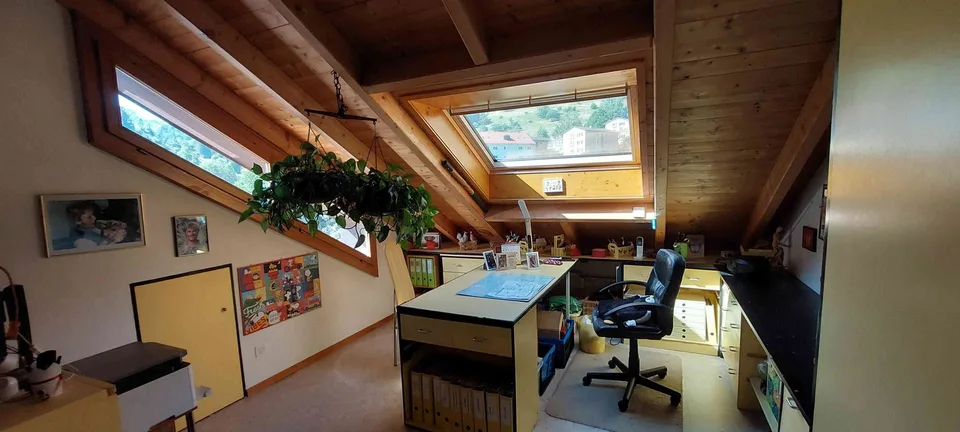 4.5 Zimmer Dachwohnung an unverbaubarer Aussichtslage – Foto 6 von 9