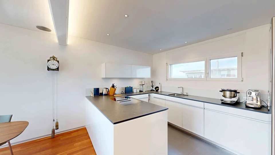 Exklusive Attikawohnung mit 54 m² Sonnenterrasse mit 1 Parkplatz