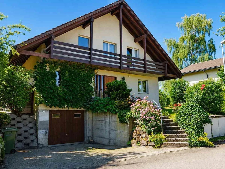 Freistehendes Einfamilienhaus an ruhiger Quartierlage