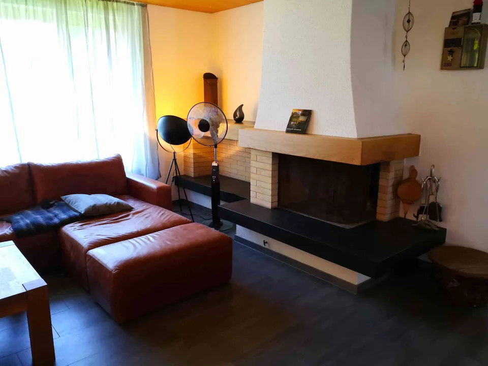 Modernisierter 4½-Zimmer-Bungalow mit grosser Terrasse und hochwertige