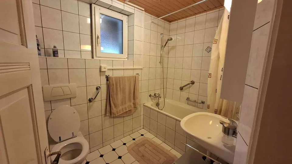 Grosses Haus nähe Zentrum und Bahnhof. Ruhige Lage – foto 11 di 13