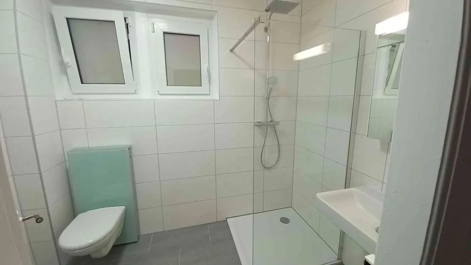Grosses Haus nähe Zentrum und Bahnhof. Ruhige Lage – foto 6 di 13