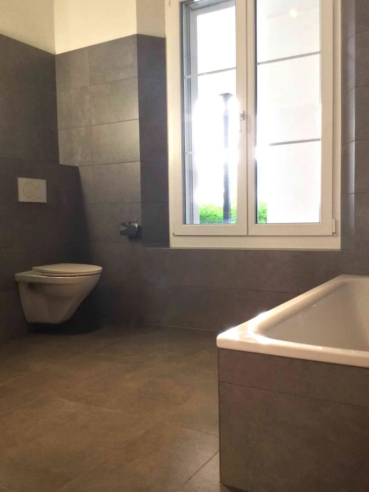 Élégance au bord de l'étang – vie moderne dans un idylle naturelle avec oasis de piscine à Pfaffnau / LU – photo 34 sur 56