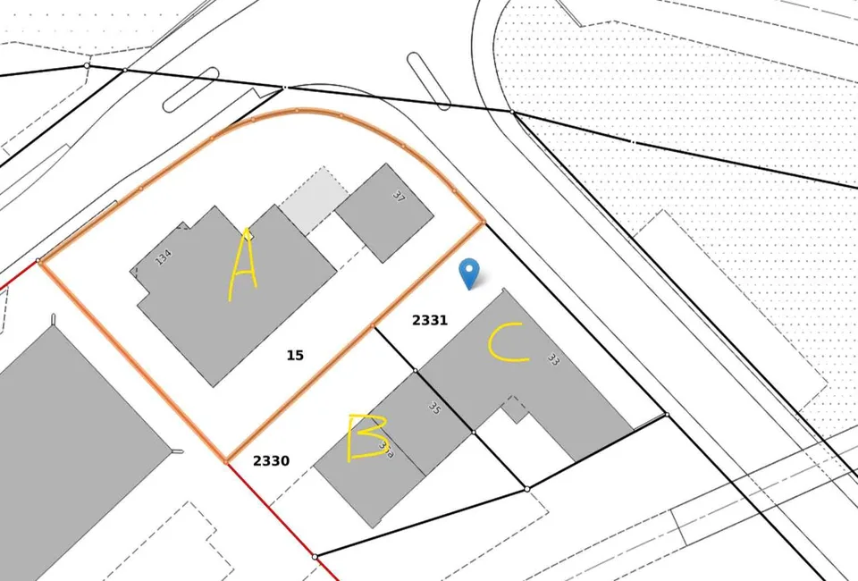 Gewerbeobjekt mit Einfamilienhaus und Wohnung