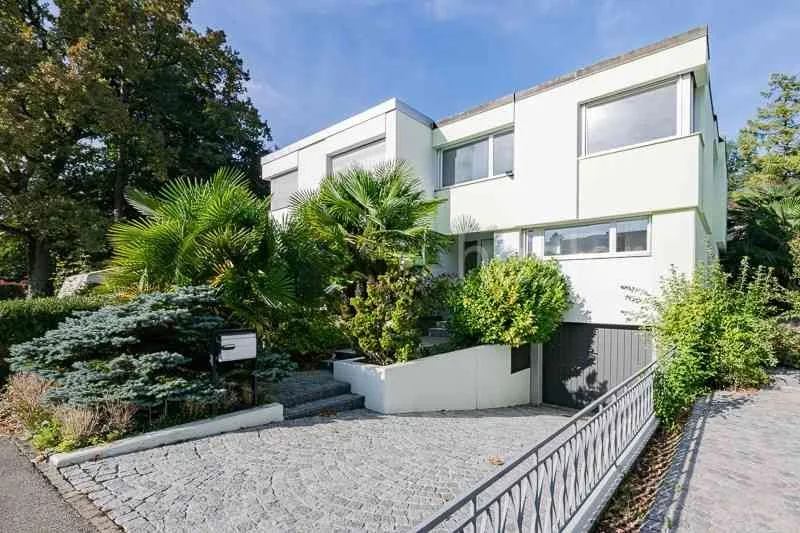 Charmantes Einfamilienhaus im Grünen an bevorzugter Lage