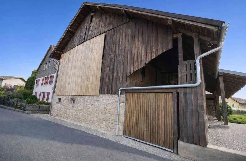 Atelier/Garage/Dépot fort potentiel