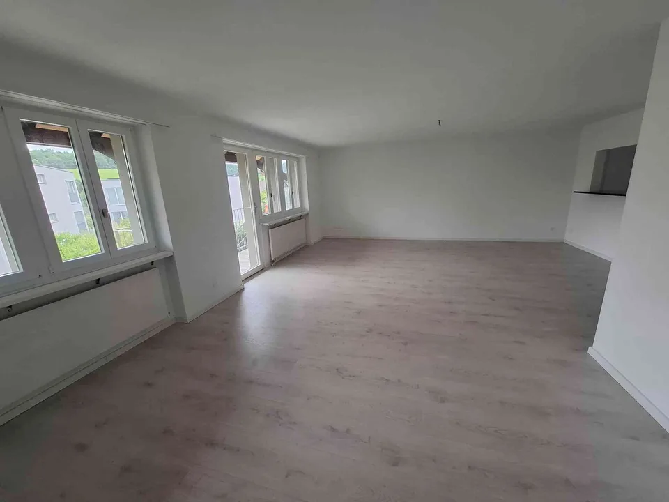4.5 Einfamilienhaus in Küttigen (ehemaliges Bauernhaus)