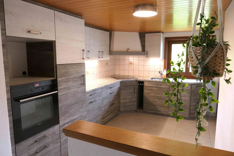 Couvet – Maison de 4 logements avec revenus locatifs