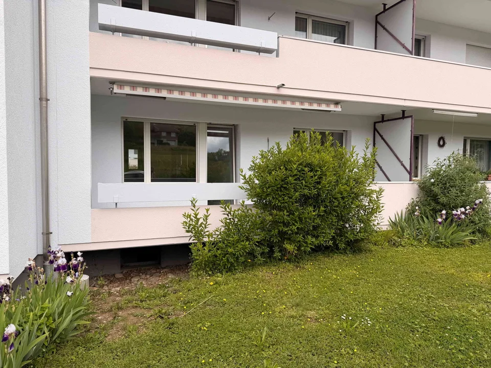 Renovierte 3.5-Zimmer-Eigentumswohnung mit Südbalkon in Pratteln