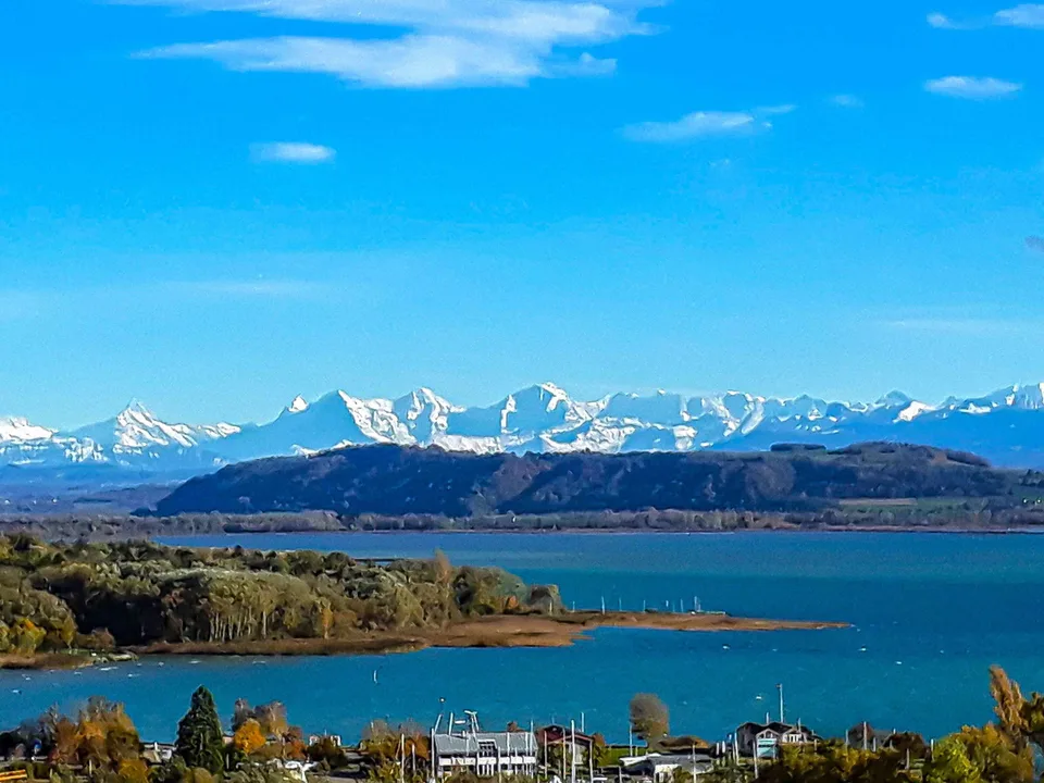 Bel attique duplex 5,5 pces avec vue panoramique à Hauterive NE