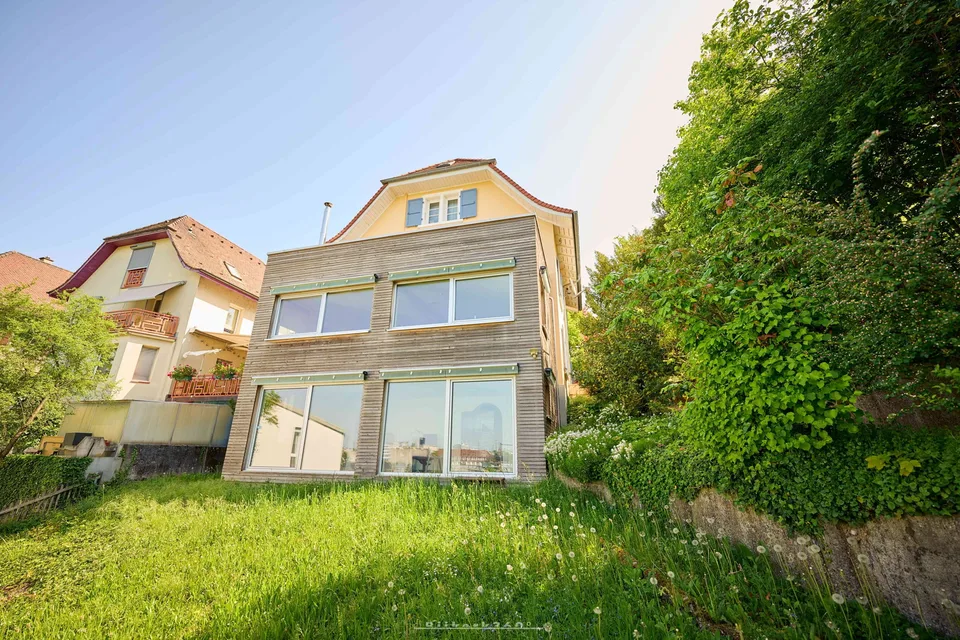 Exklusives Einfamilienhaus an sonniger und ruhiger Lage