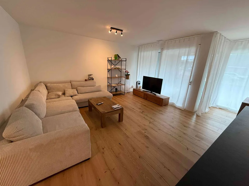 Exklusive 2.5-Zimmer-Neubauwohnung (2023) – möbliert & sofort bezugsbe