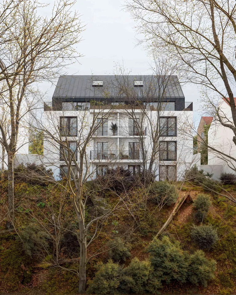 Bewilligt - Exklusive Maisonette mit Aussenbereich im Bruderholz