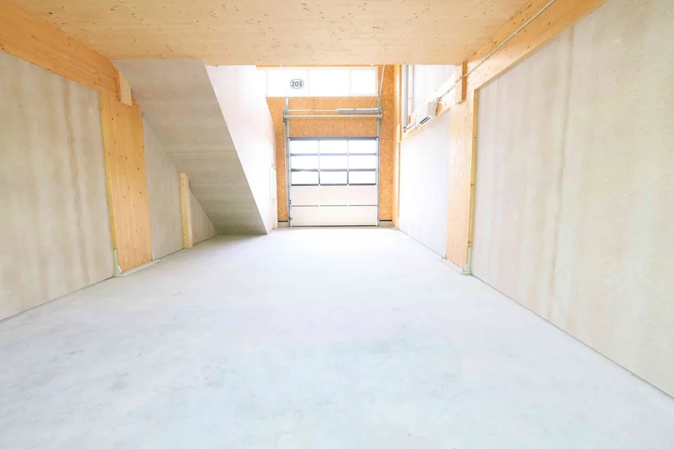 163 m2 Gewerbefläche zum Kauf in Münsingen
