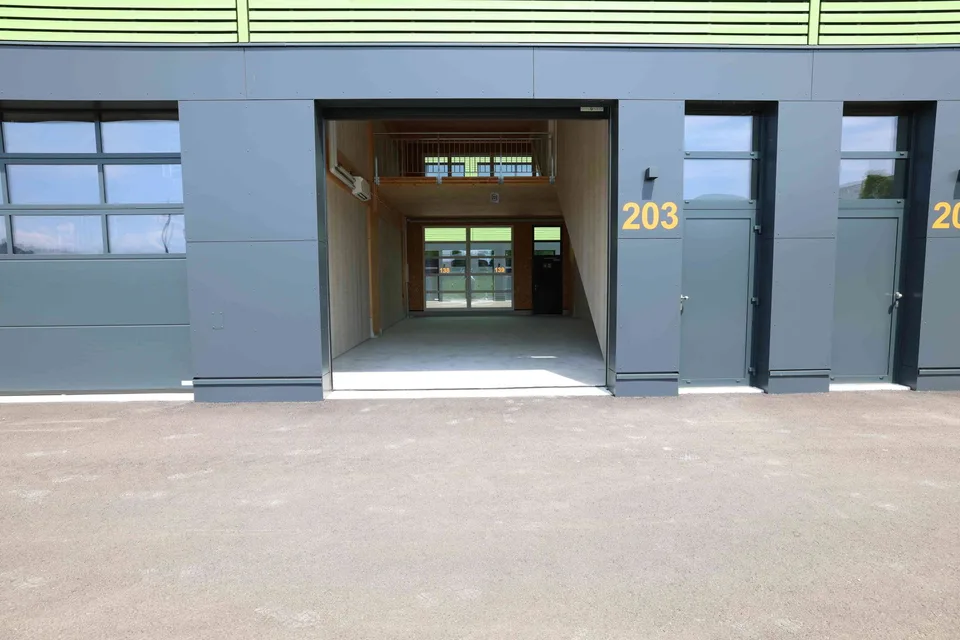 163 m2 Gewerbefläche zum Kauf in Münsingen
