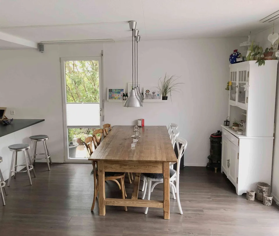 Neuwertig saniertes 5½-Zimmer-Eckhaus Biel-Benken – Ihr Familiennest