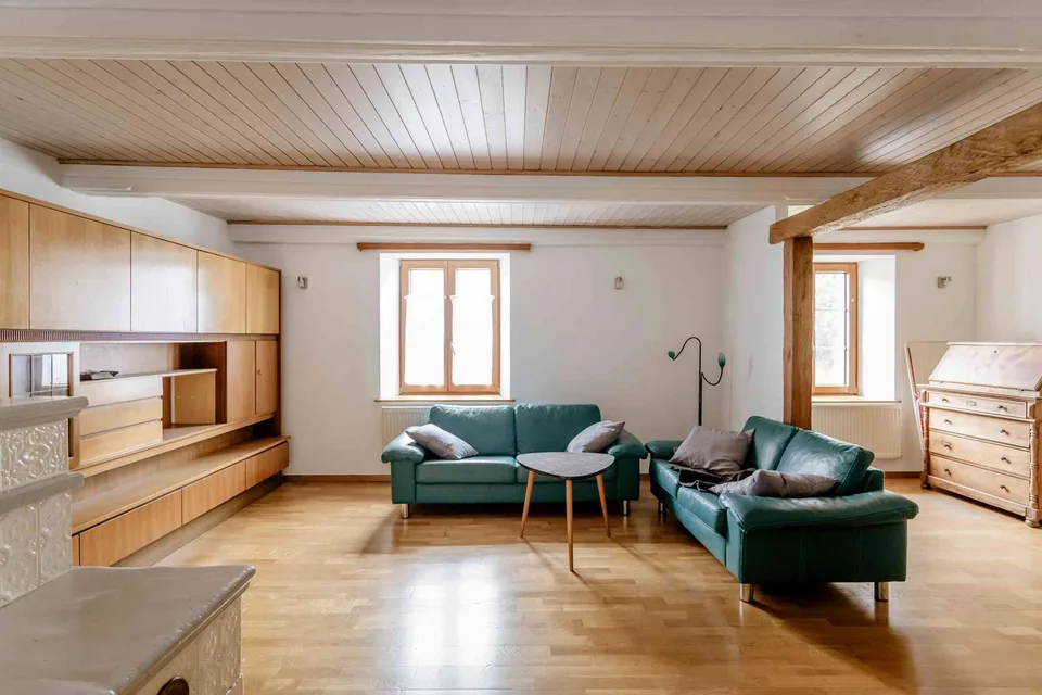 Maison de 6.5 pièces avec grand jardin à Pleigne