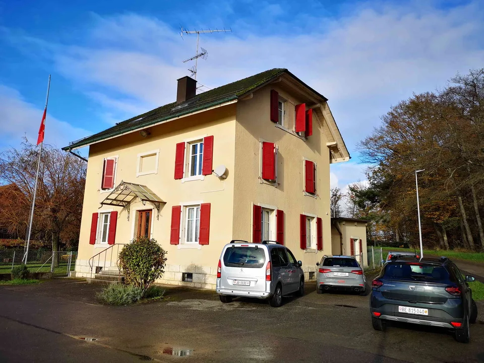 Immeuble avec 3 appartements loués et réserve de terrain à bâtir