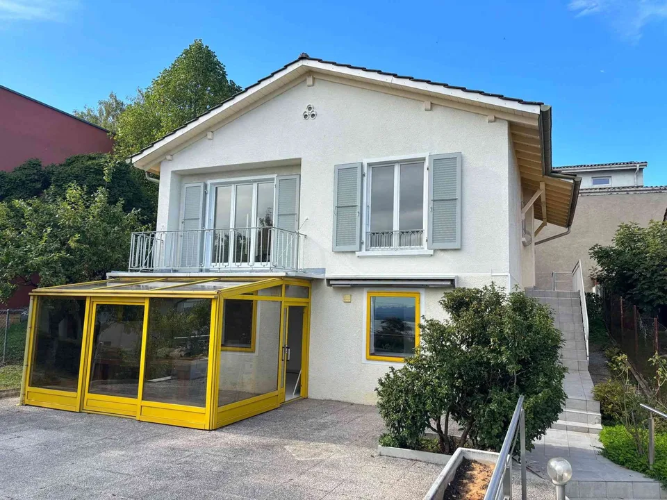 A vendre magnifique villa individuelle avec vue lac
