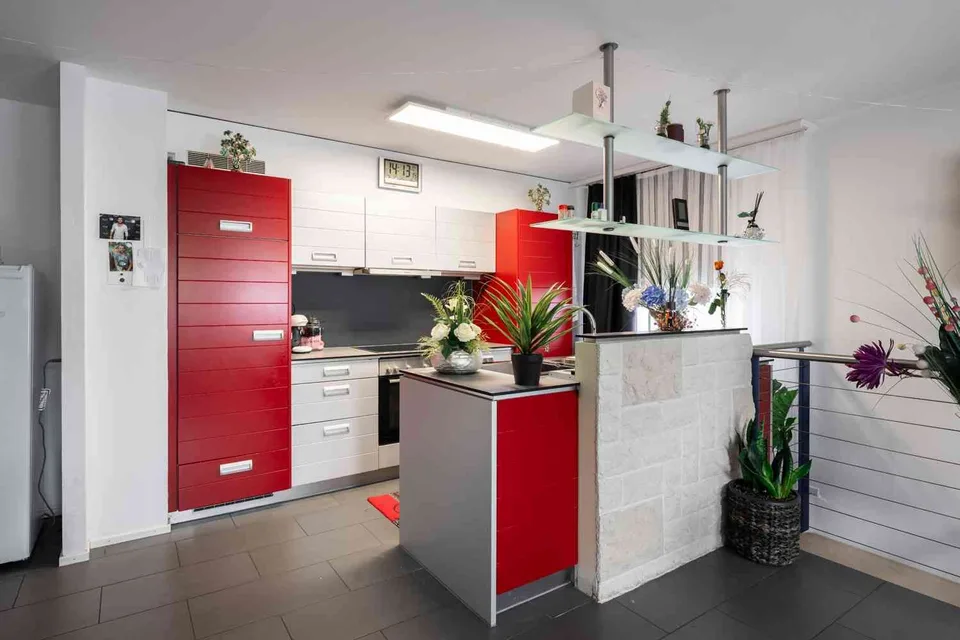 2-Zimmer bis 6.5-Zimmer Gewerbe und Wohnung erhältlich