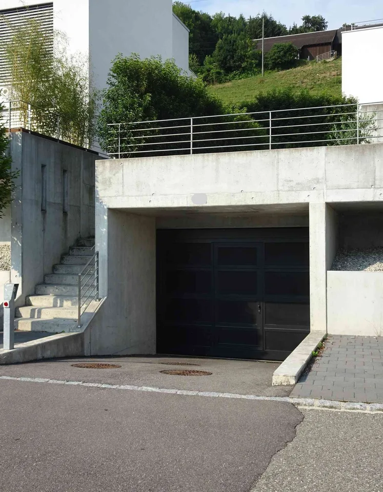 Einstellhallenplatz zu verkaufen