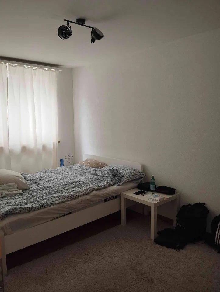Charmante 7.5 Zimmer Doppelhaushälfte mit Garten