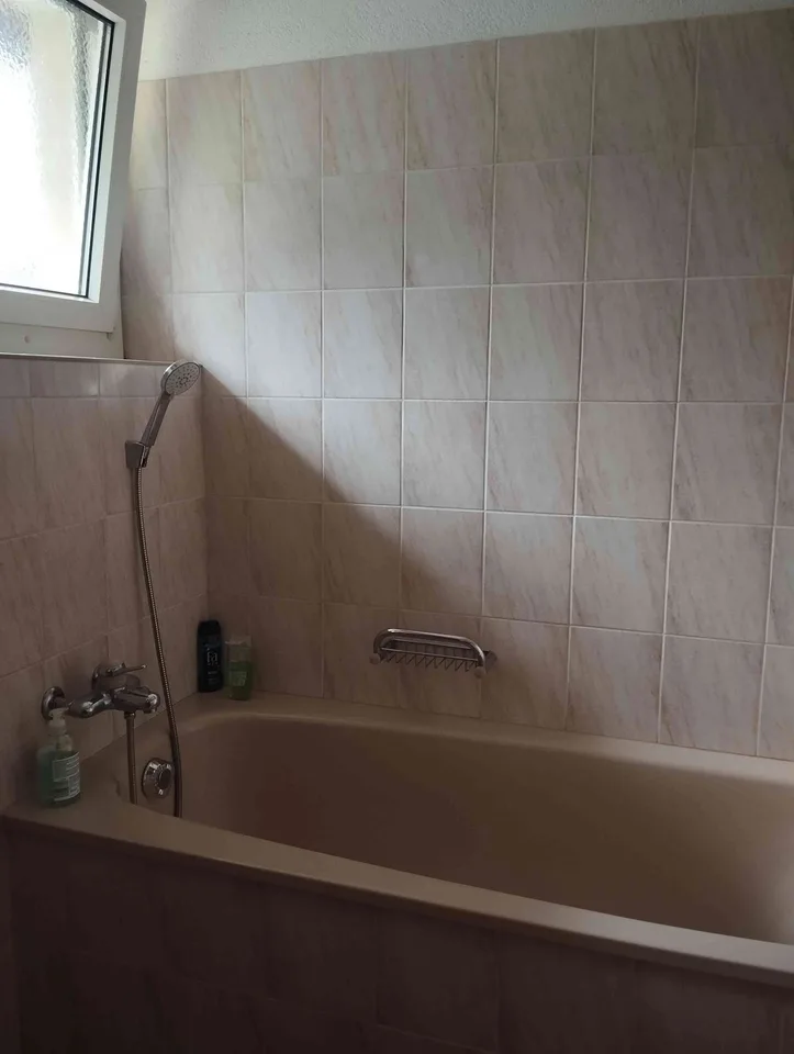 Charmante 7.5 Zimmer Doppelhaushälfte mit Garten
