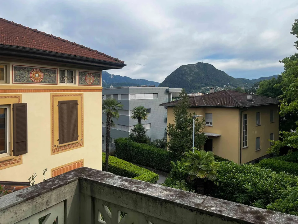 Elegante villa d'epoca degli anni '30 da valorizzare