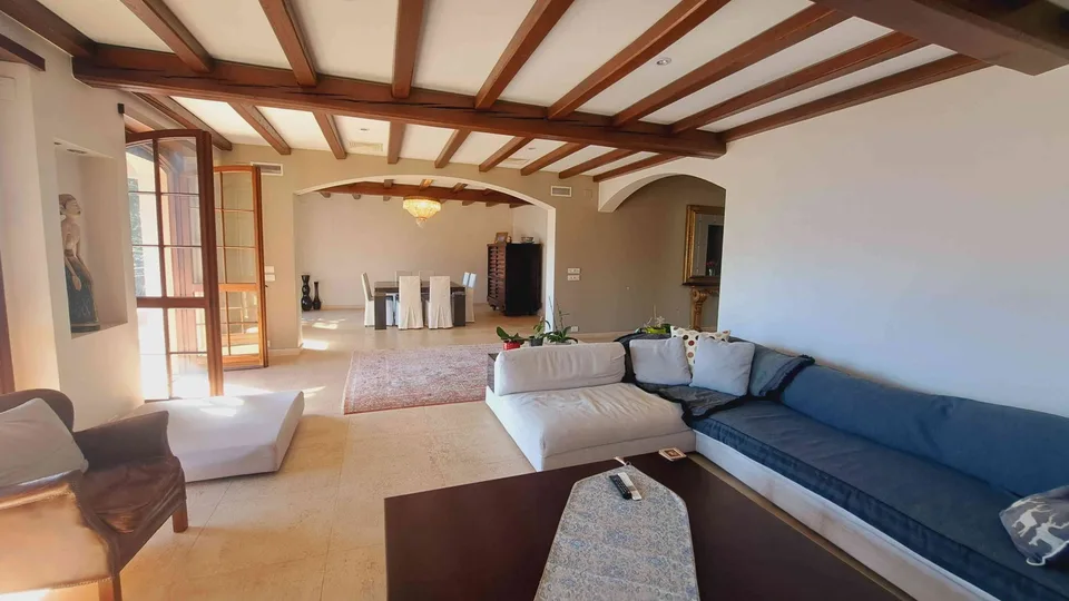 Villa con piscina a Massagno