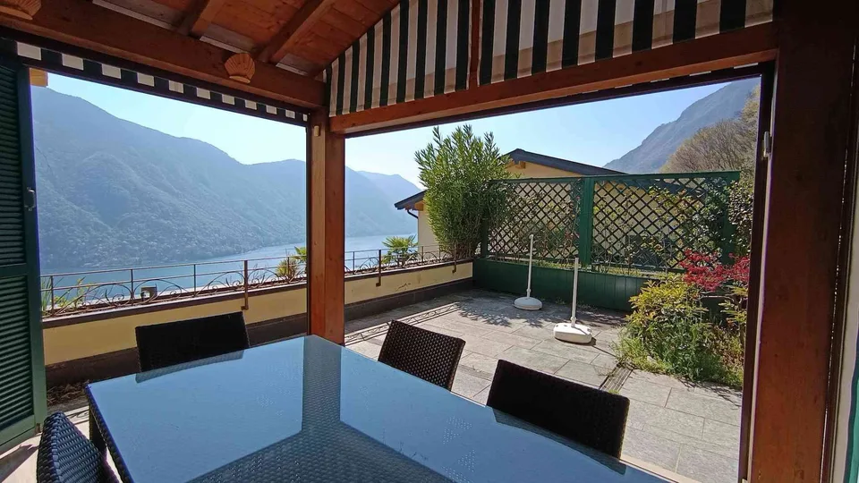 Vista lago, 4.5 locali,Piscina,Box doppio,Vicino Lugano (10min)