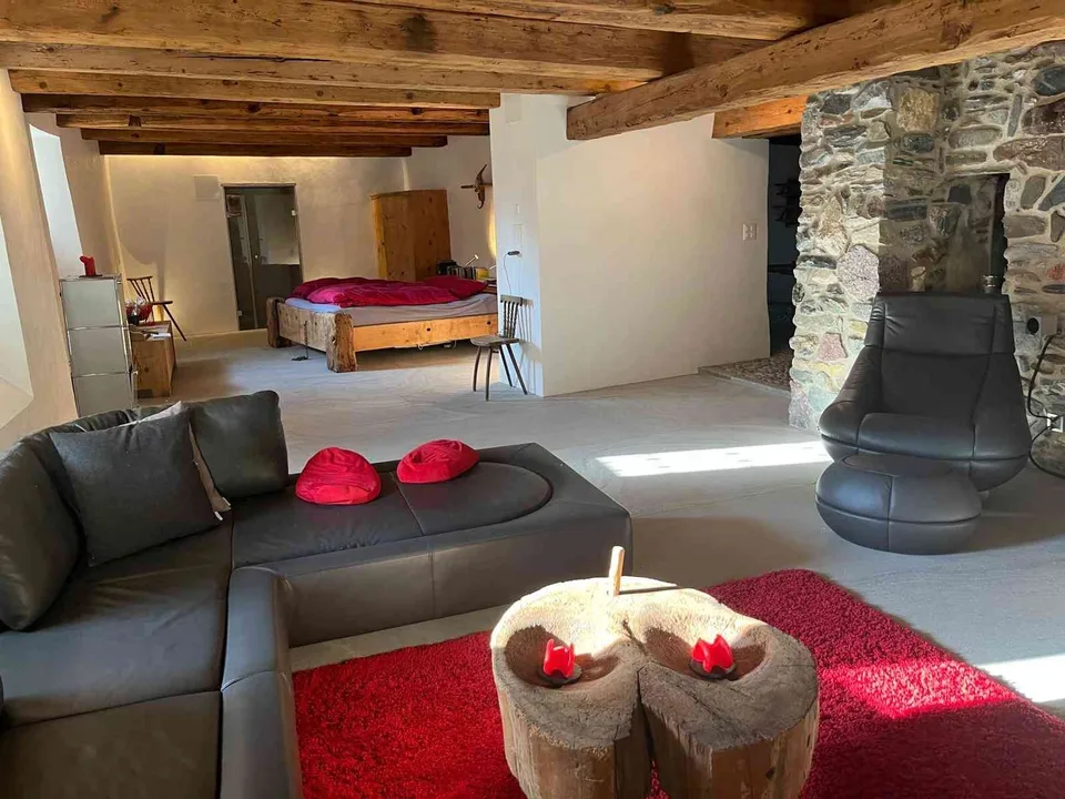 Einzigartige Loft-Wohnung mit historischem Charme in Splügen
