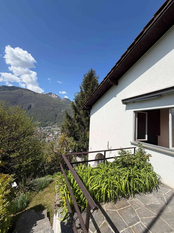 Casa unifamiliare con vista panoramica – Bellinzona