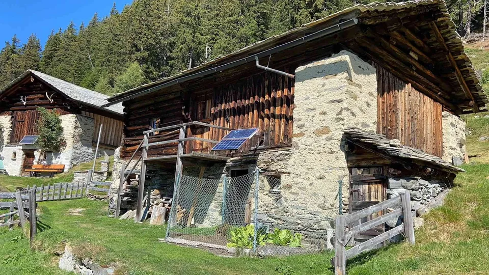 Maiensäss in Plän Vest (Bergell) / Cascina a Plän Vest (Bregaglia)