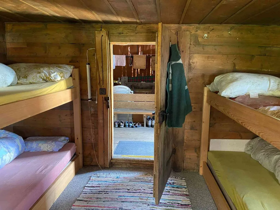 Maiensäss in Plän Vest (Bergell) / Cascina a Plän Vest (Bregaglia)