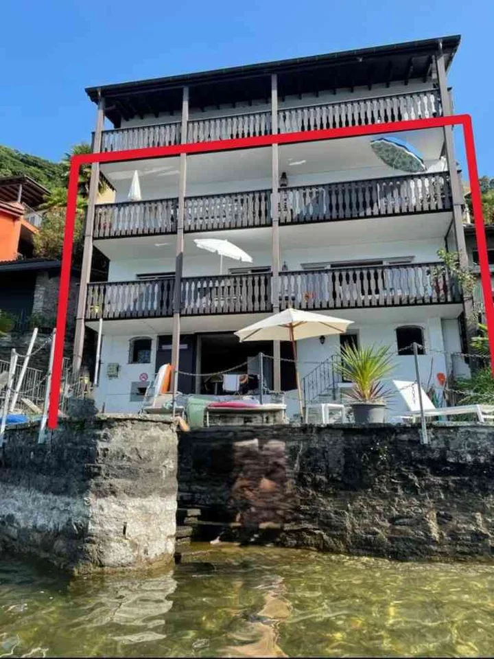 Seeliegenschaft Ferienhaus-Teil mit 2 Wohnungen Seeterrasse und Garage