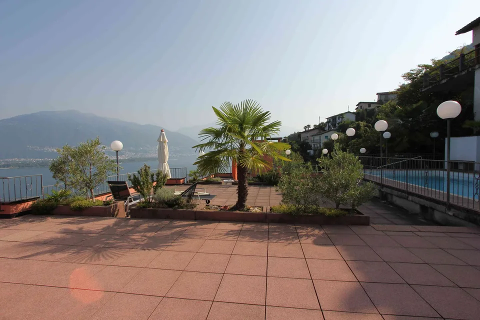 charmante Gartenwohnung mit fantastischem Blick auf den Lago Maggiore