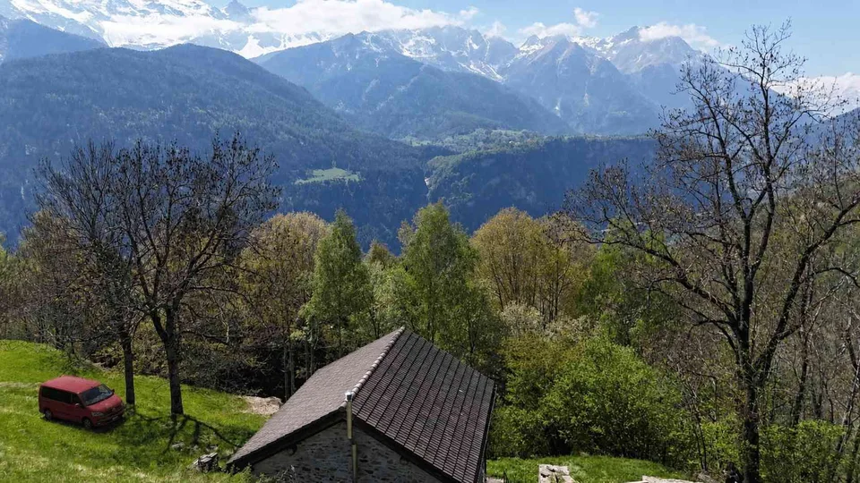 Rustico in sasso ristrutturato, il tuo rifugio nella natura
