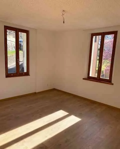 casa di 3 appartamenti a Bellinzona-Daro, posizione unica